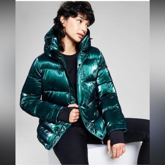 BCBGeneration Puffer Jacket in Liquid Emerald Green Size Medium - Picture 1 of 12